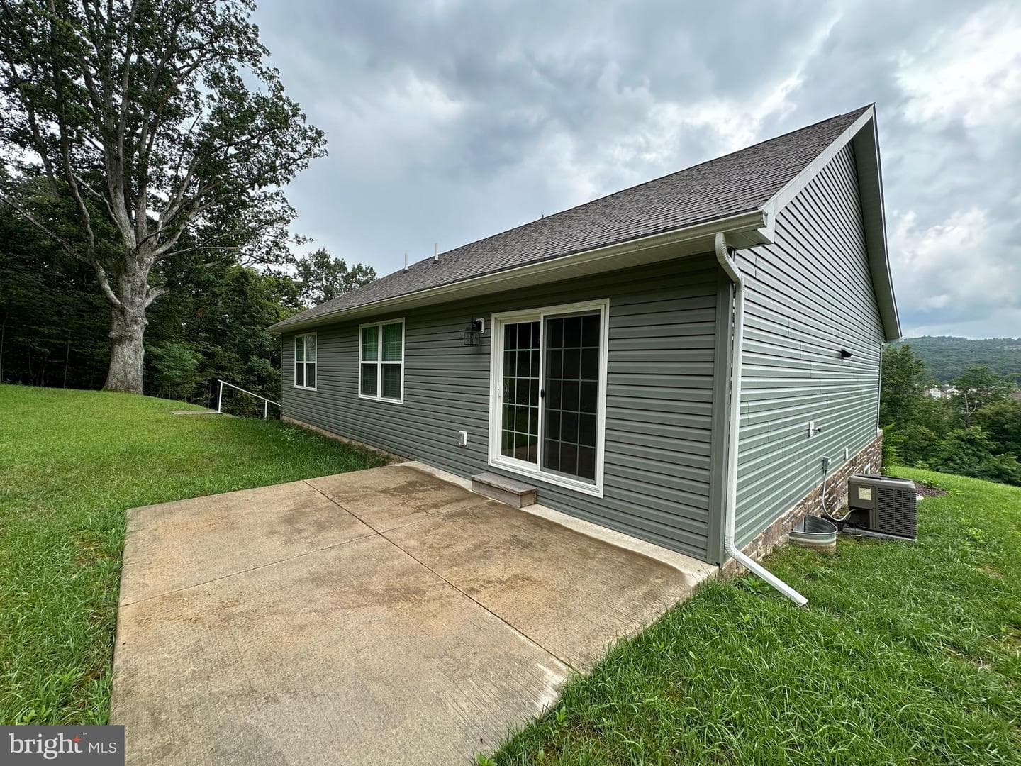 230 Redstone Terrace photo 41