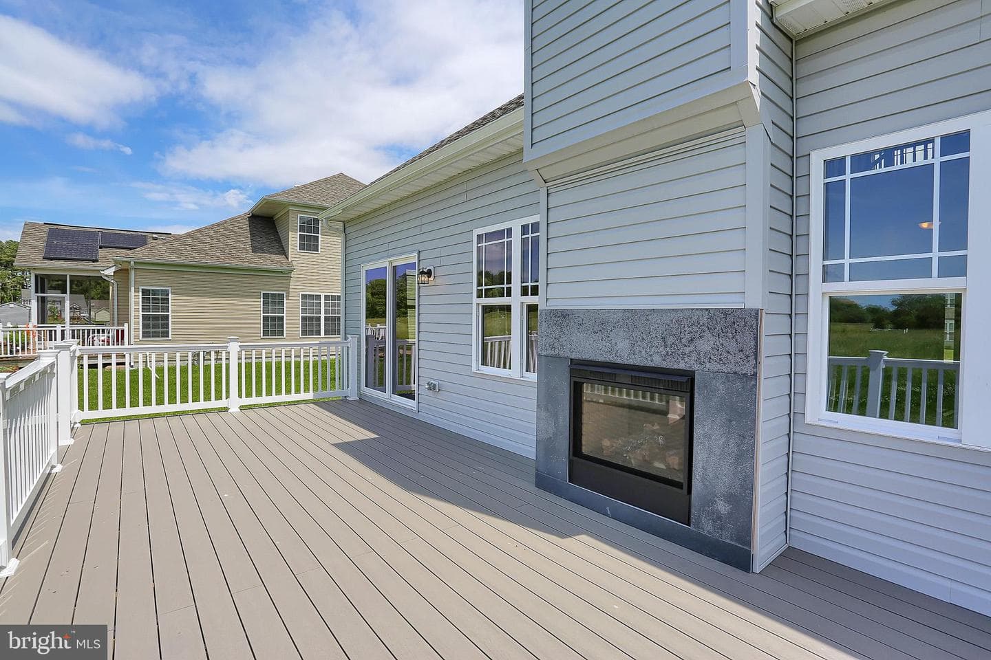 210 Redstone Terrace photo 22