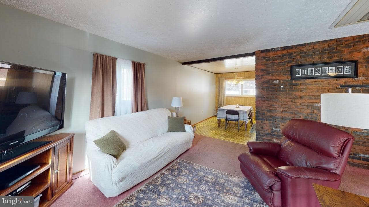 216 Mckinley Street photo 14