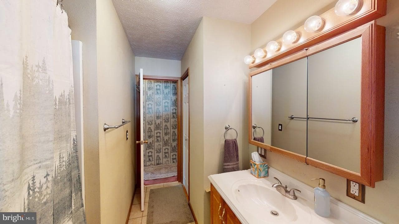 216 Mckinley Street photo 16