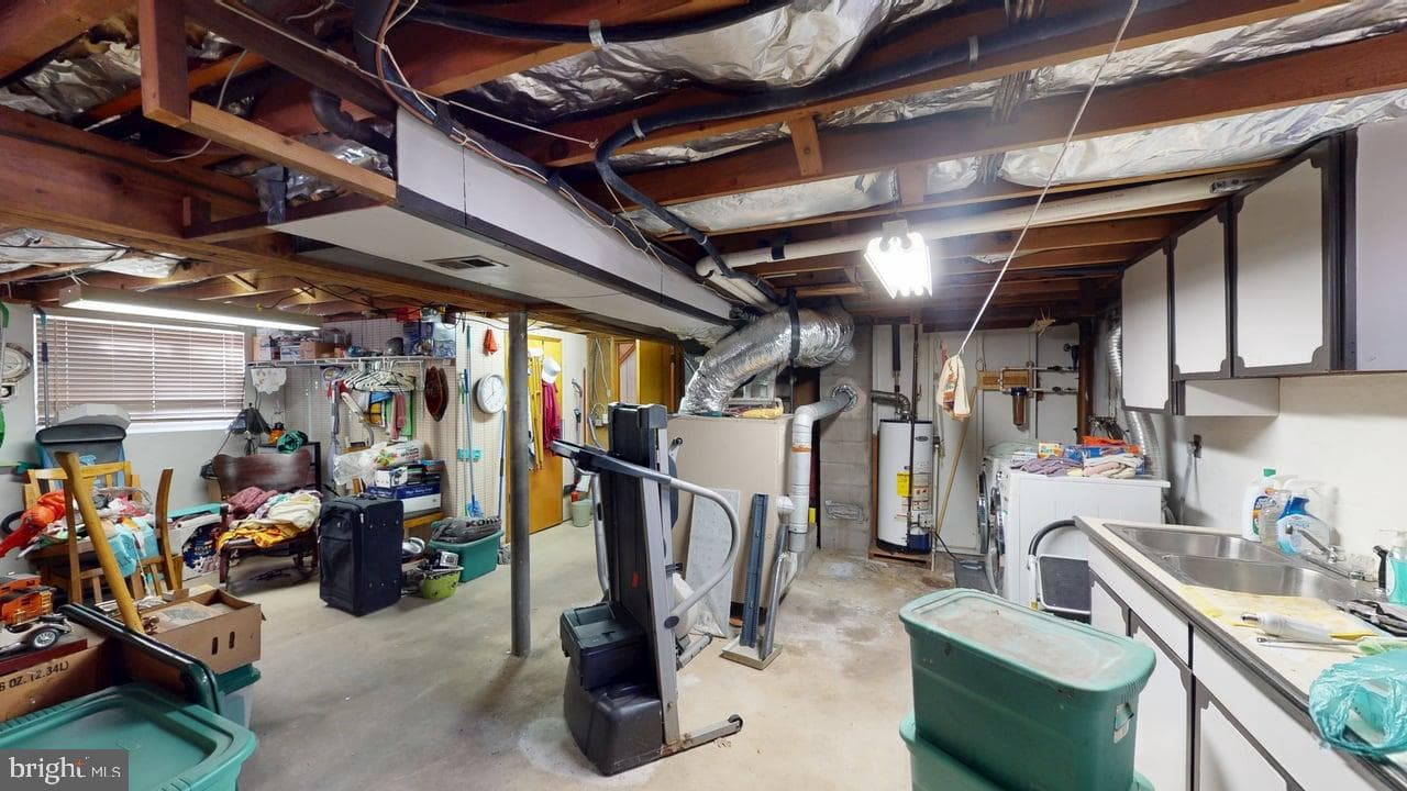 216 Mckinley Street photo 38
