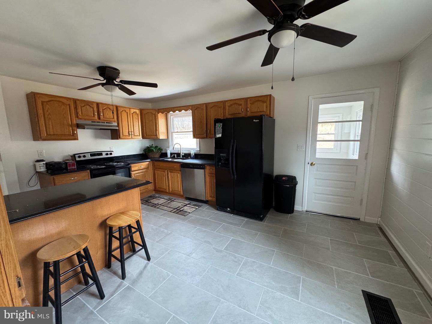 18712 Crossland Road photo 48