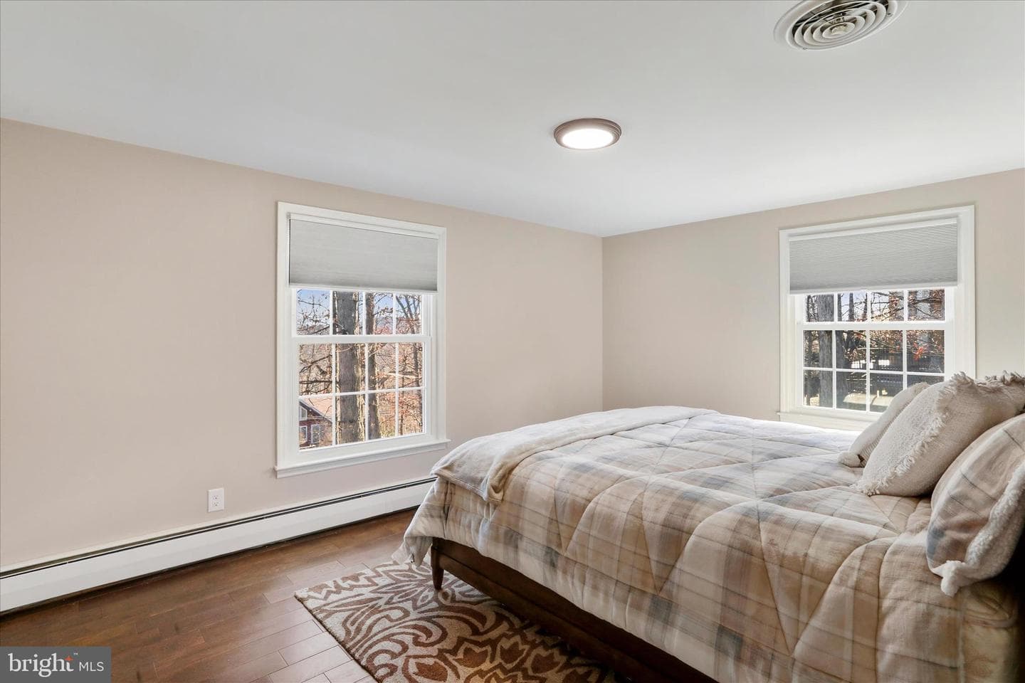 1039 Longwood Avenue photo 21