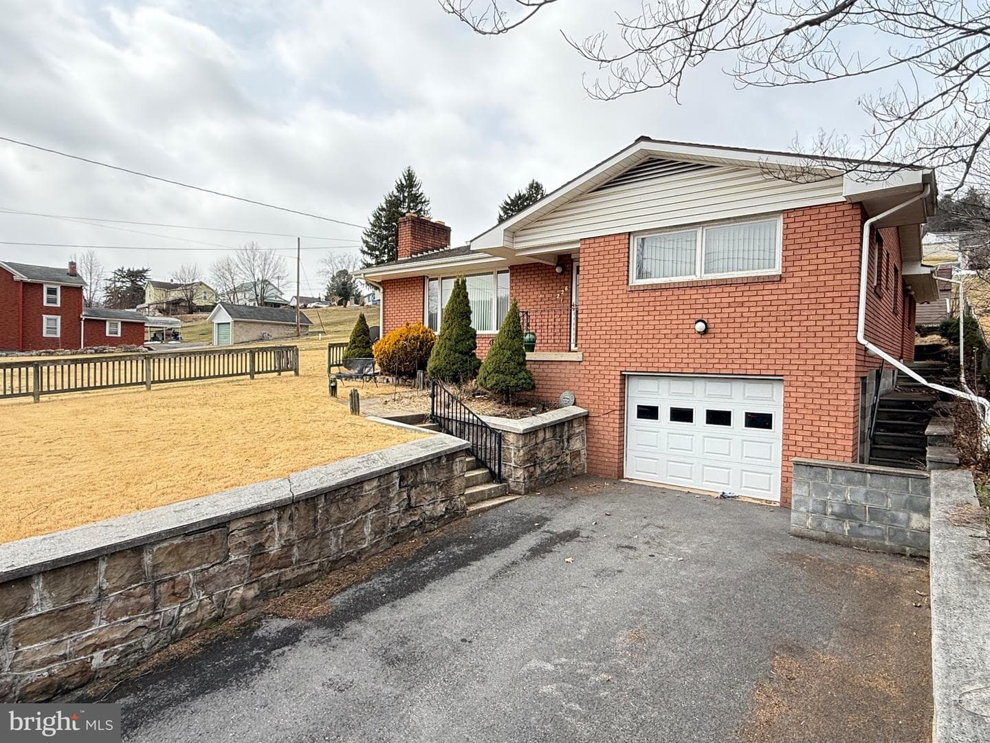 226 Wood Street photo 4
