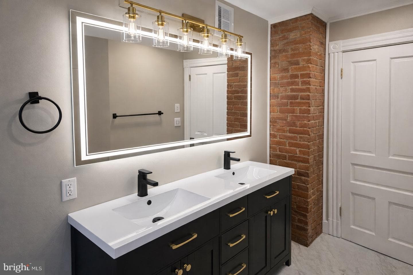 308 Cumberland Street photo 23