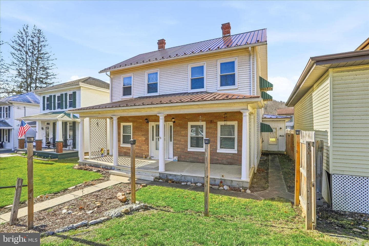 21802 National Pike NE photo 2