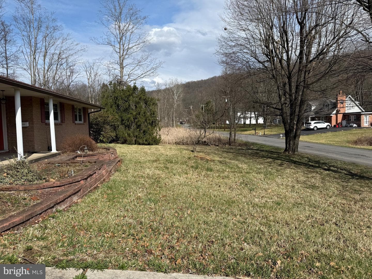 18425 Takoma Drive SW photo 3