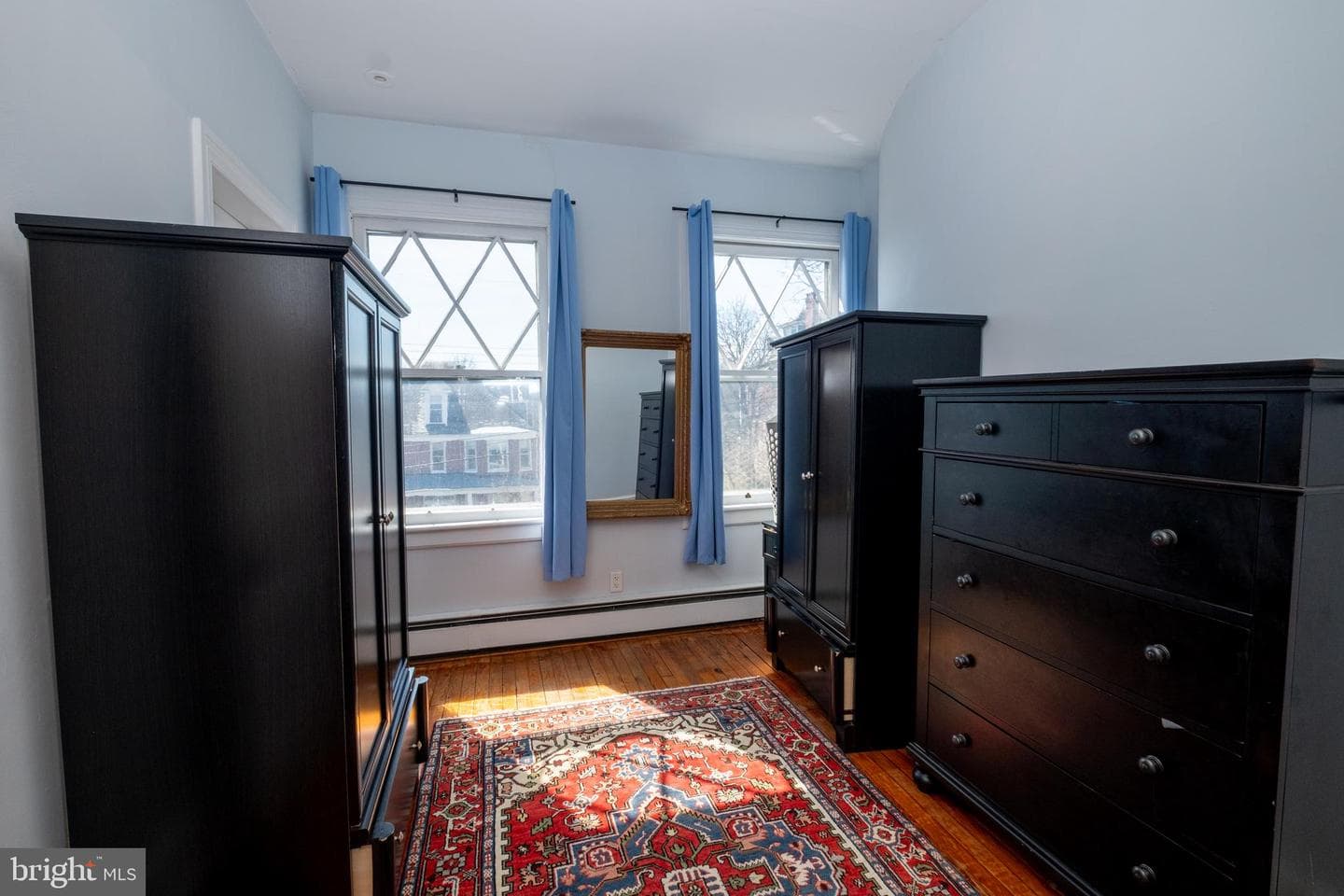 611 Washington Street photo 32