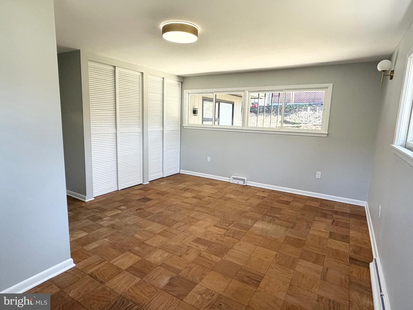 13 Warfield Place photo 14