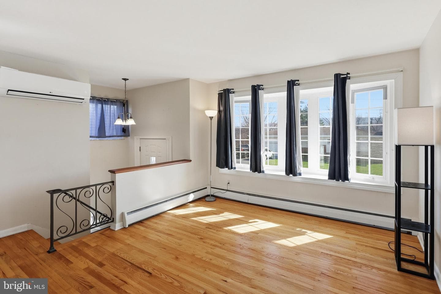 701 White Avenue photo 3