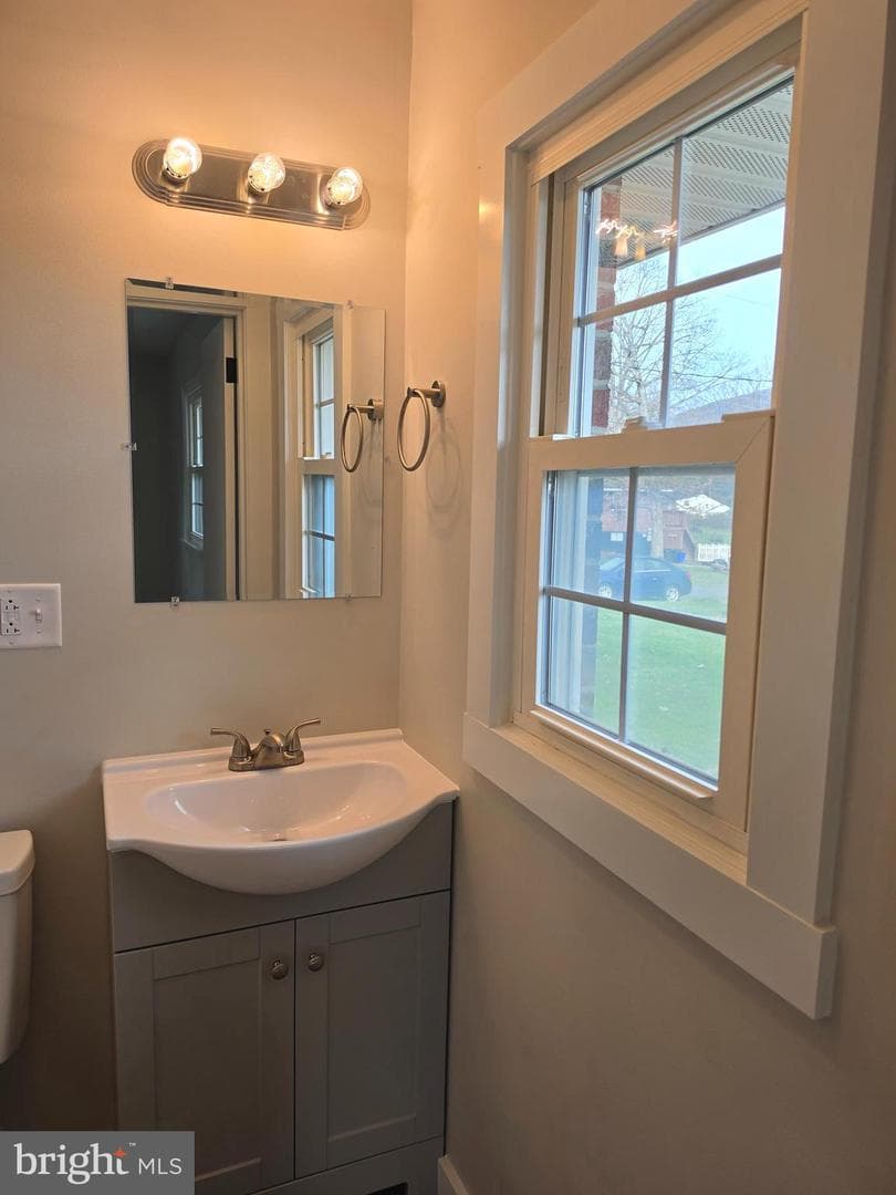 11 Linda Way photo 23