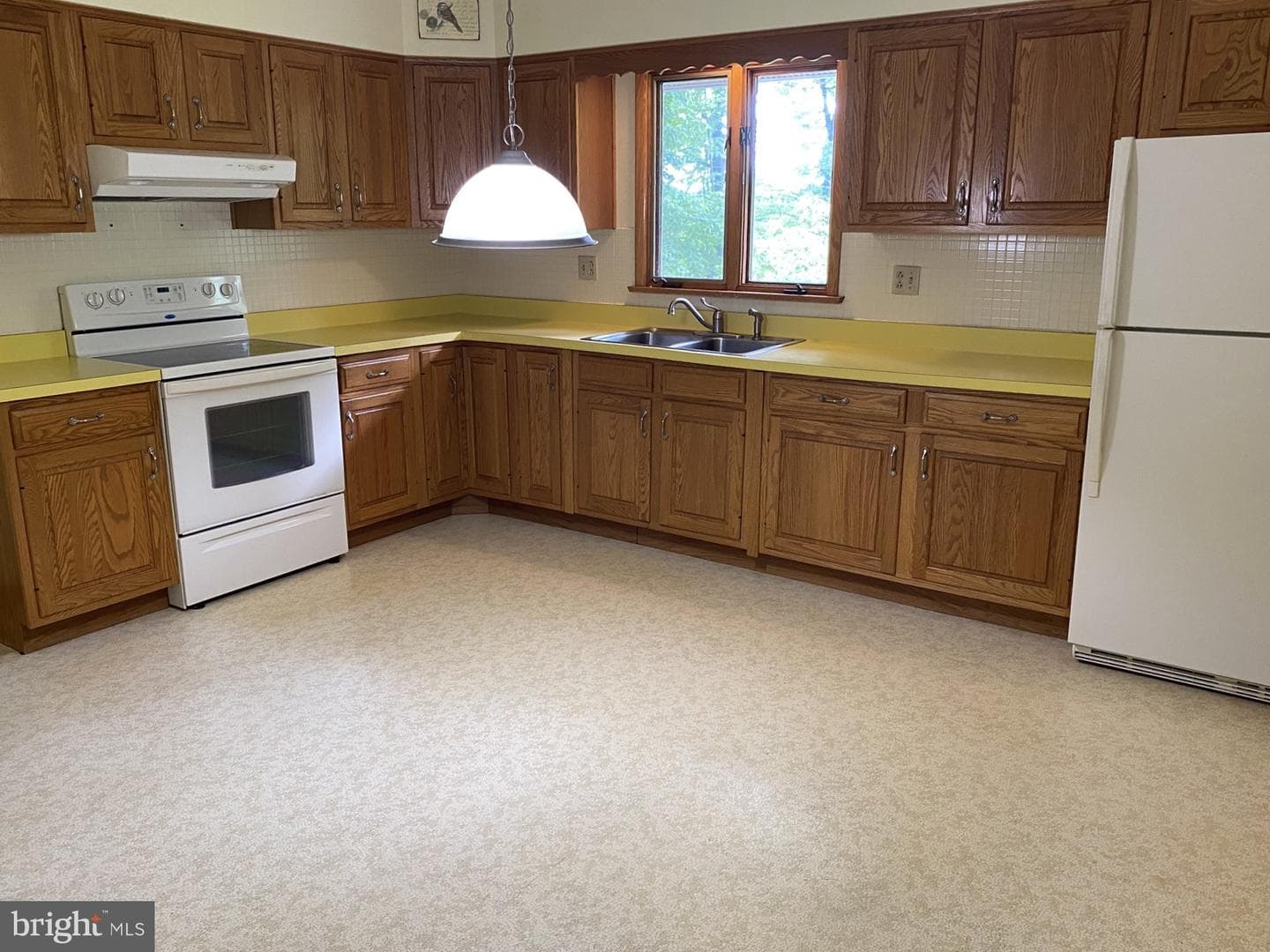 54 Hawthorne Drive photo 12