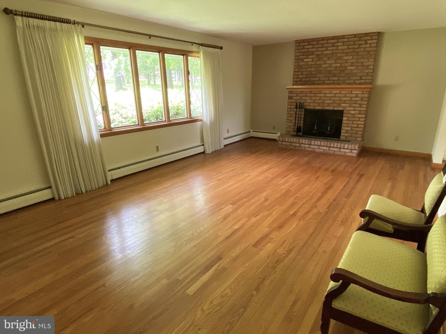 54 Hawthorne Drive photo 6