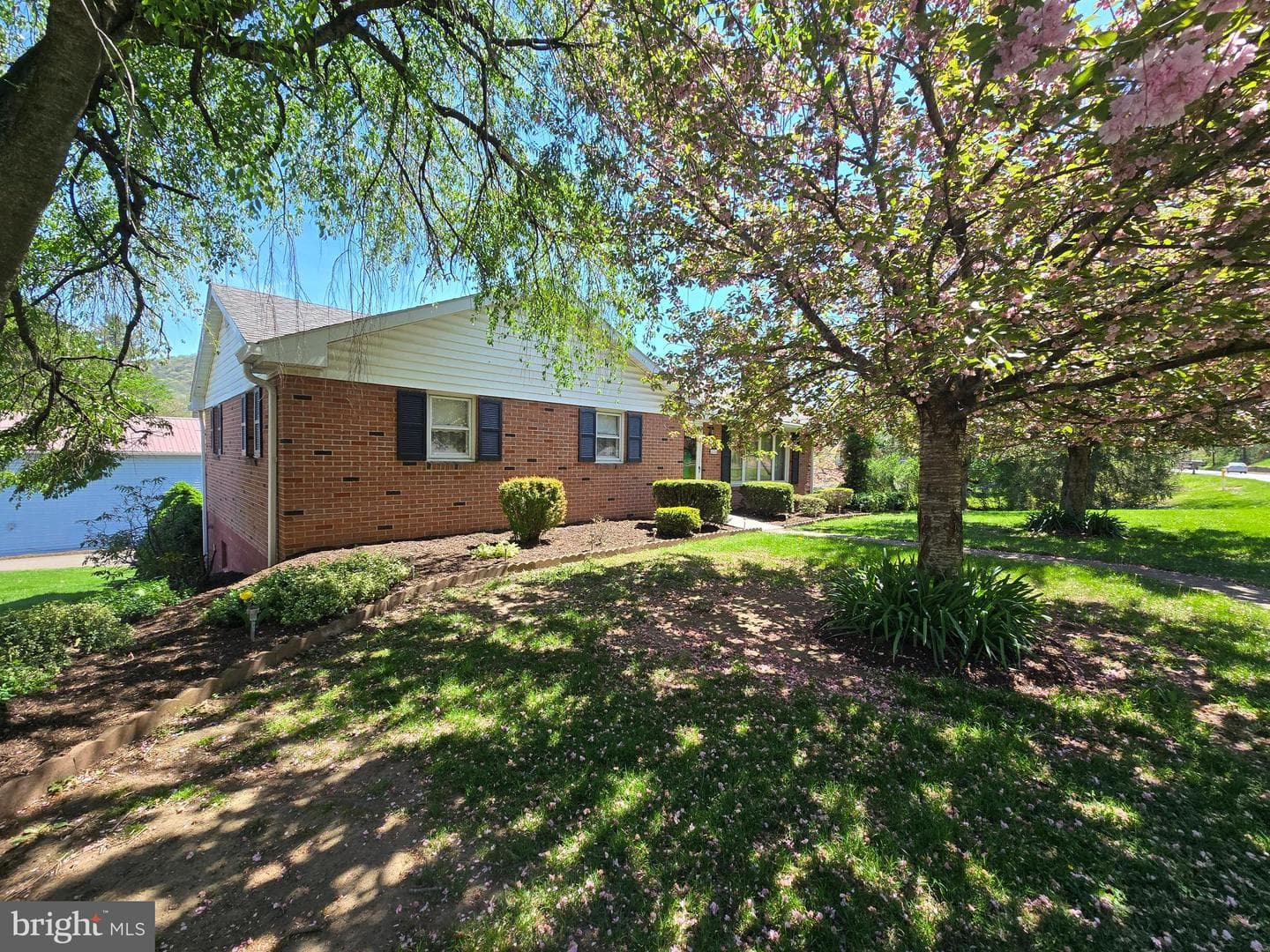 12216 Mcmullen Highway SW photo 42