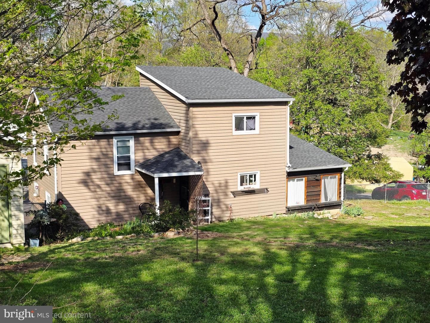 13208 Frantz Hollow Road NE photo 2