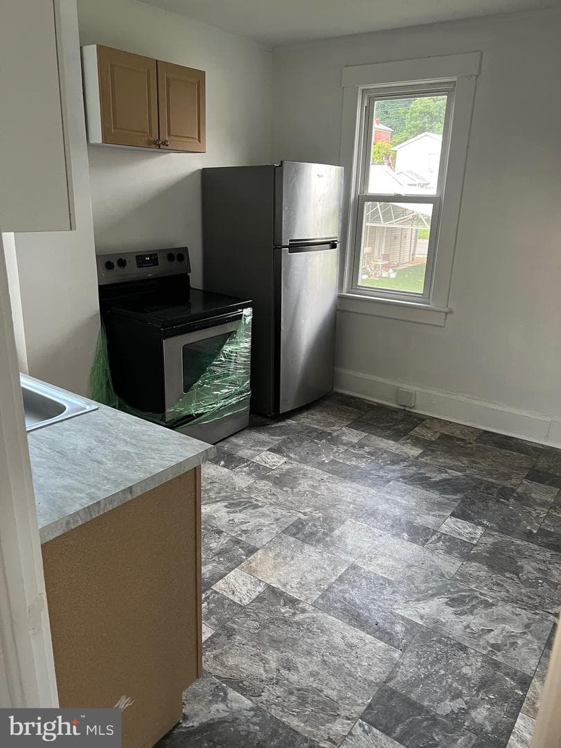 116 W Oldtown Road photo 8