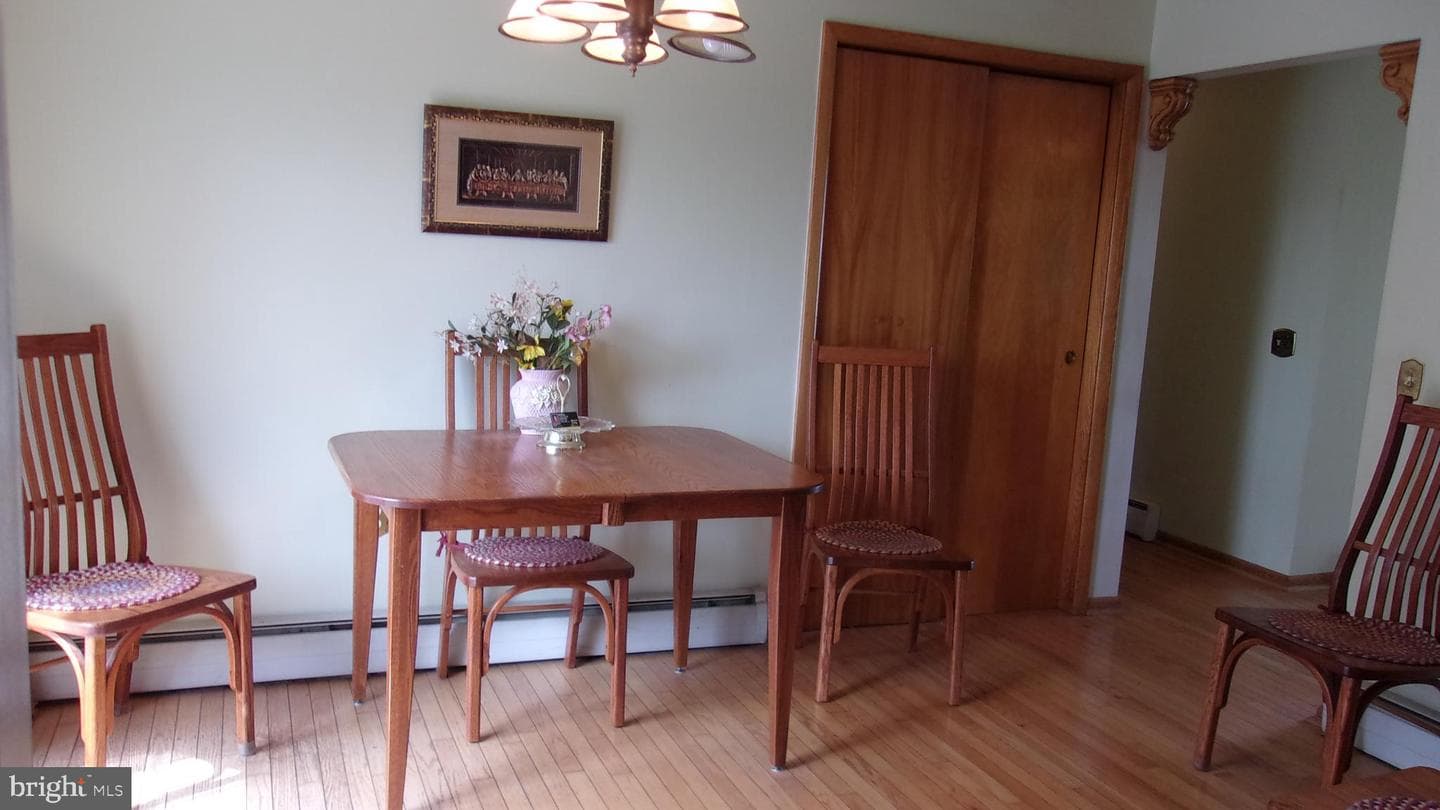 223 Armstrong Avenue photo 5
