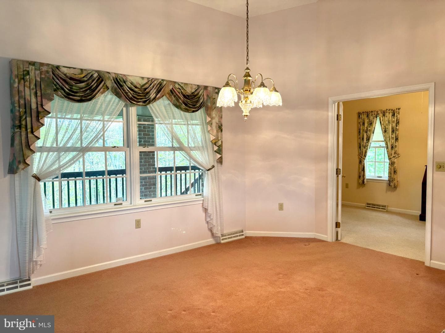 209 James Court photo 35