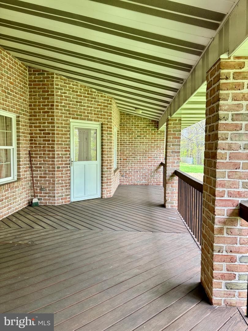 209 James Court photo 47