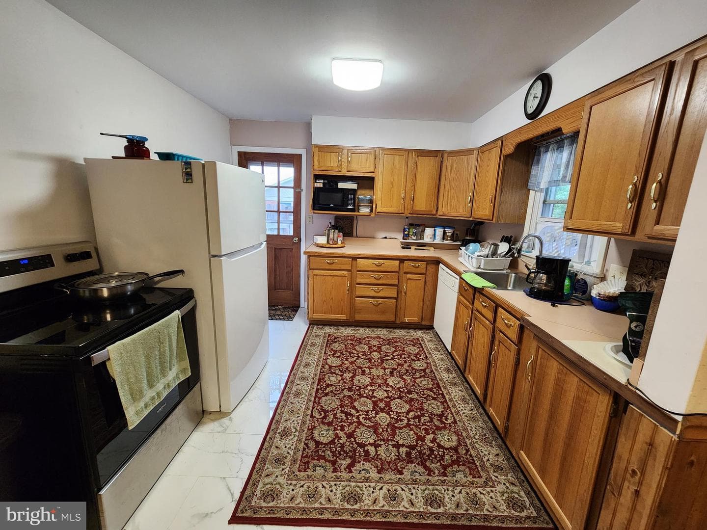 806 Valley View Drive photo 4