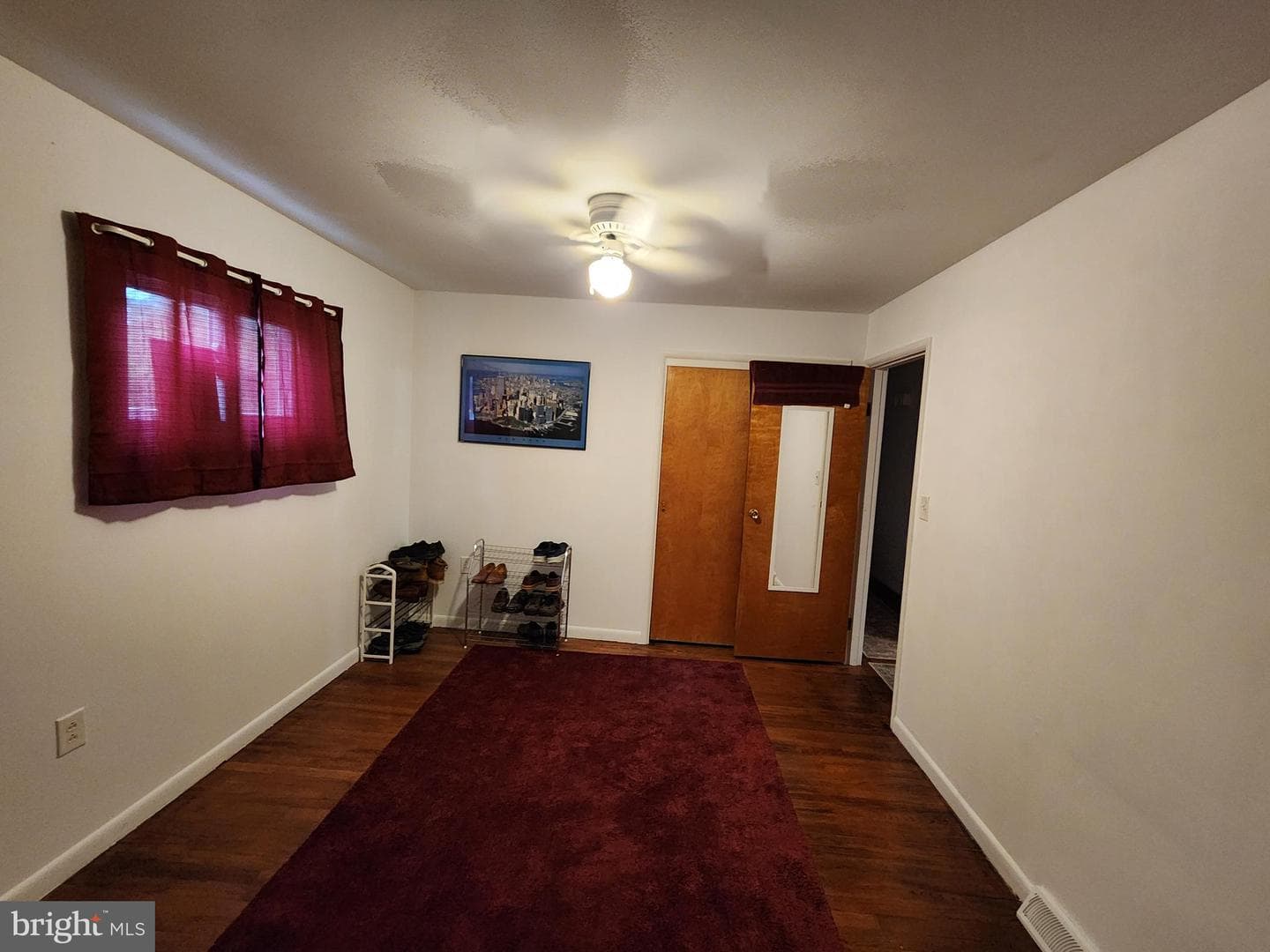 806 Valley View Drive photo 6