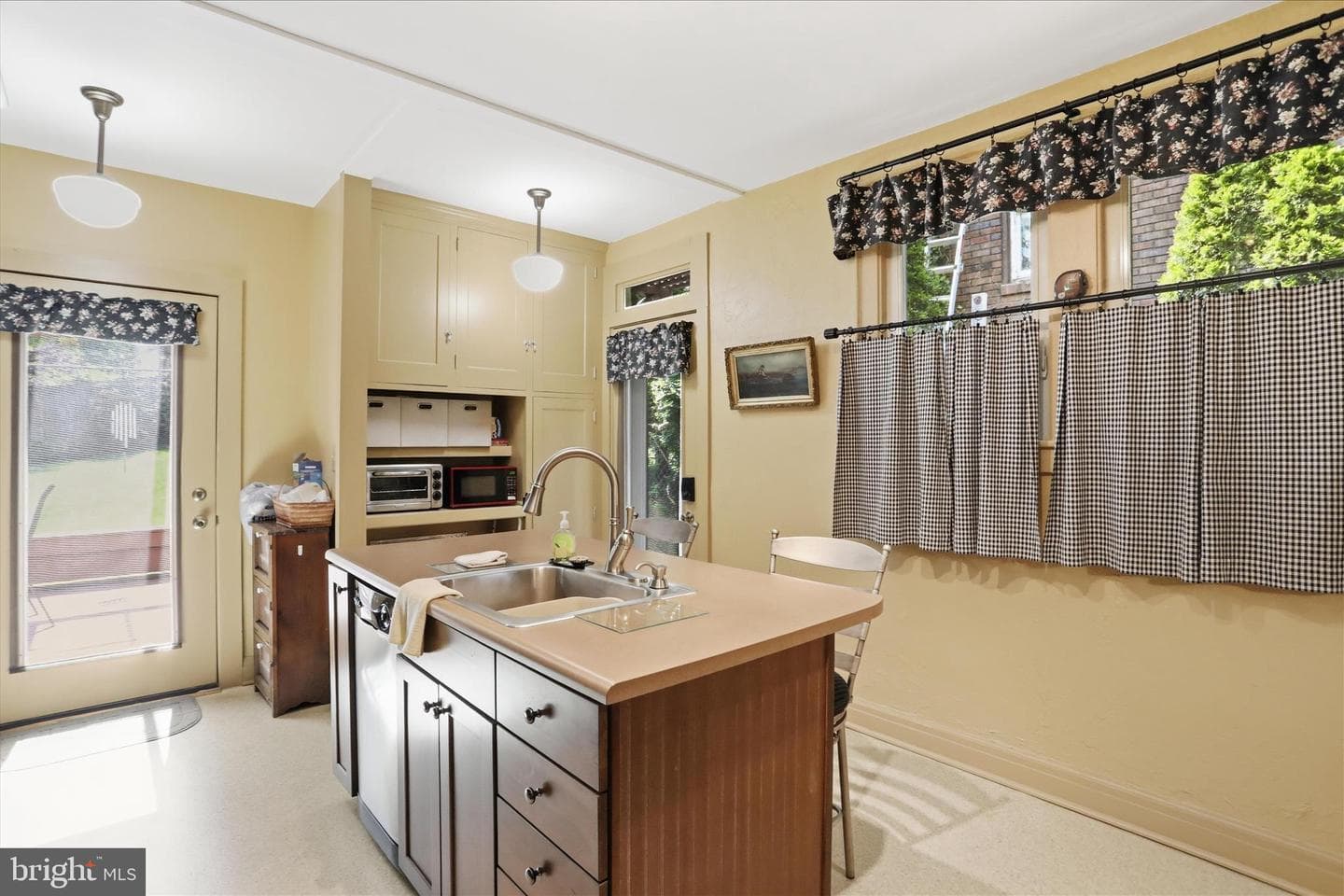 106 Luteman Road photo 11