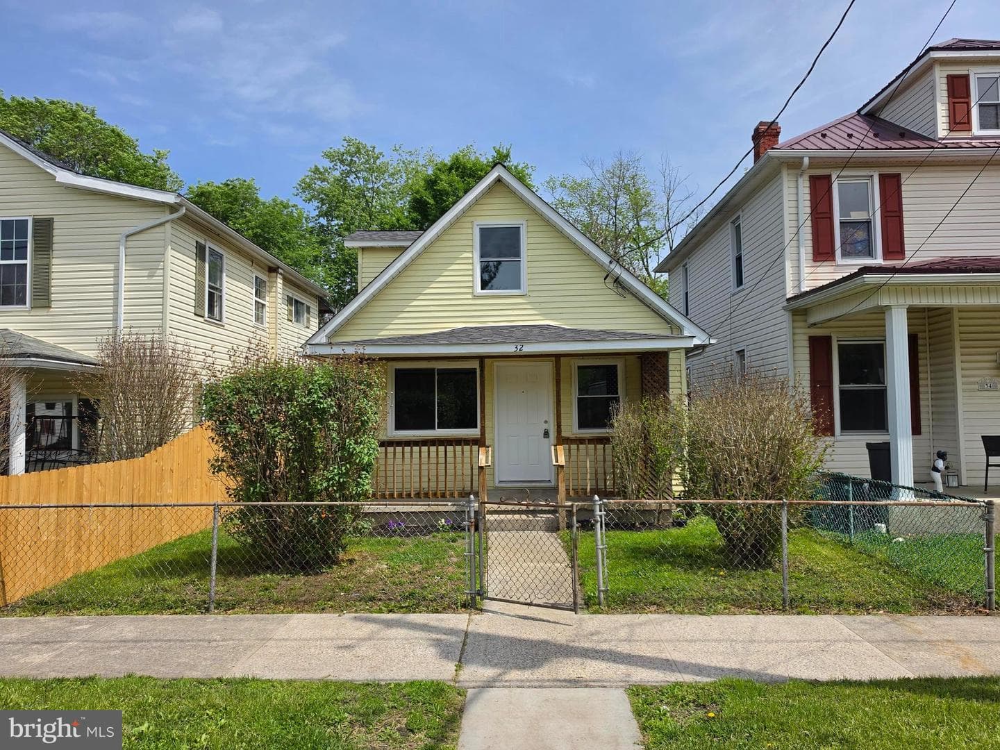 32 E Roberts Street photo 21