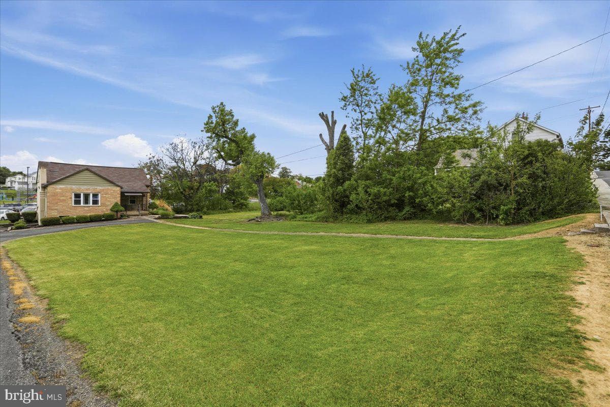 111 Wempe Dr photo 31