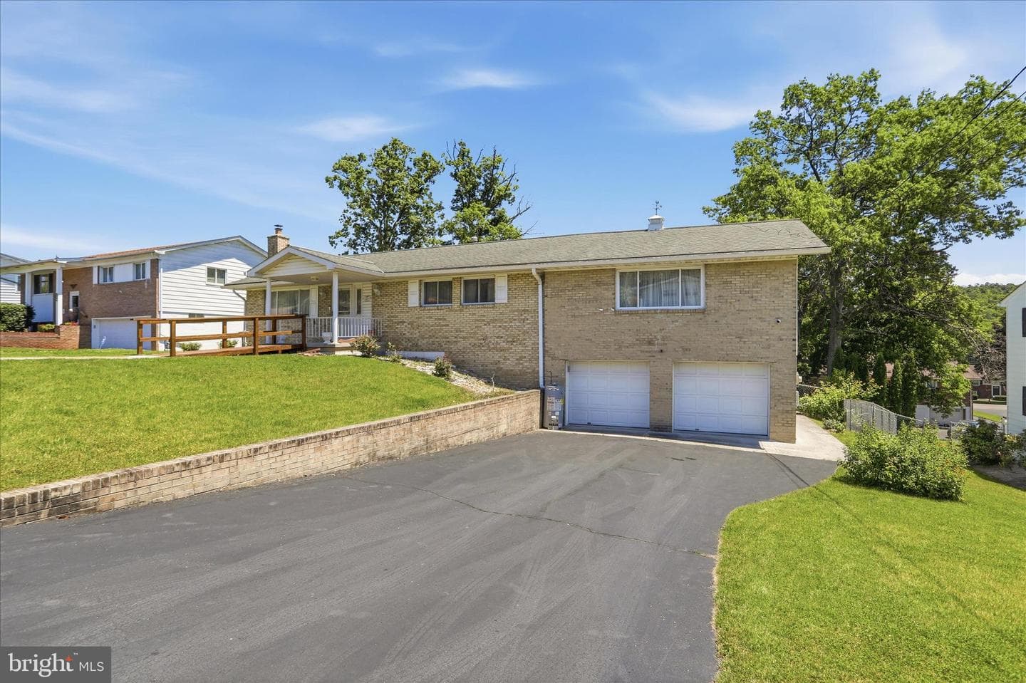 15604 Harvest Drive SW photo 3