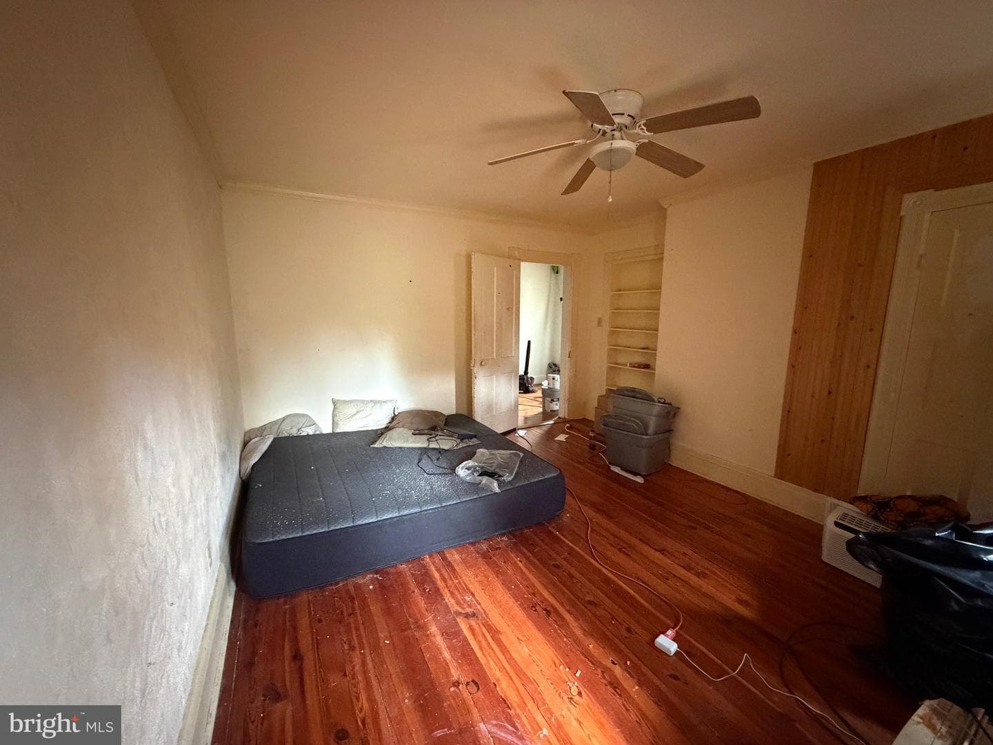 215 Hammond Street photo 13
