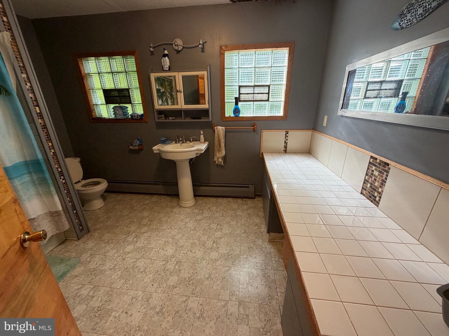 215 Hammond Street photo 22