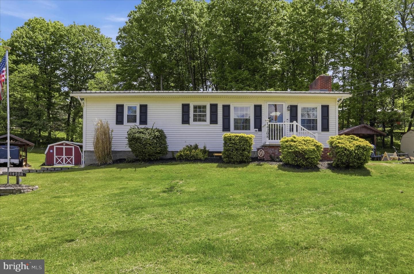 14208 Kings Grove Road photo 1