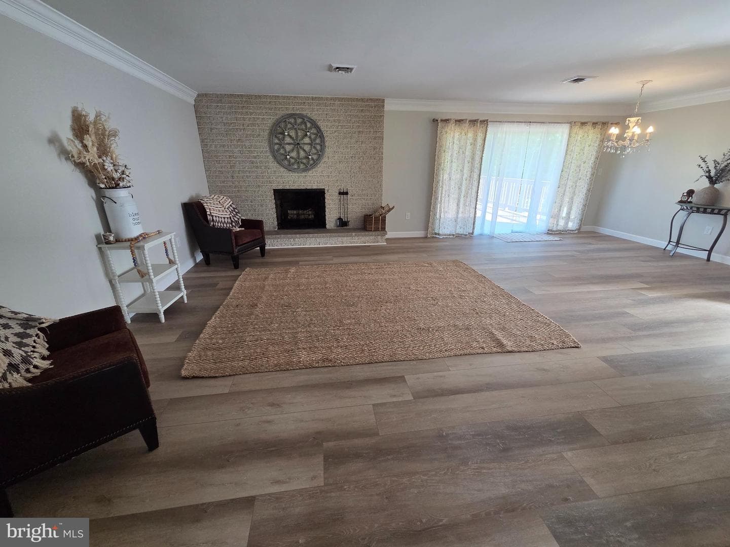 1028 Weires Ave photo 8