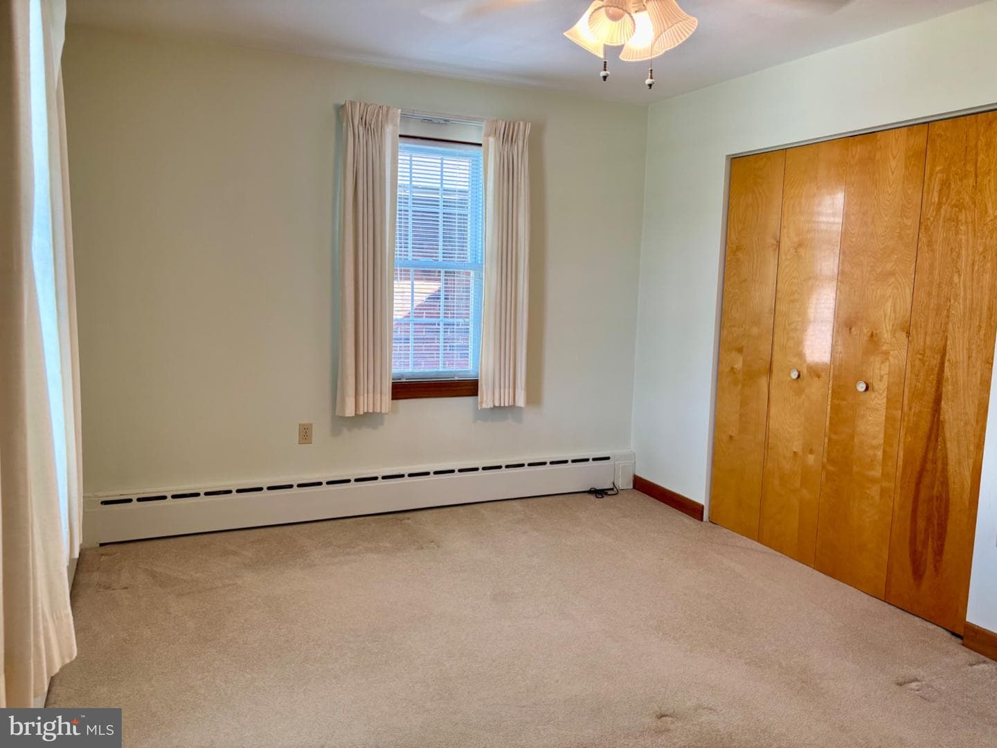174 Washington Street photo 17