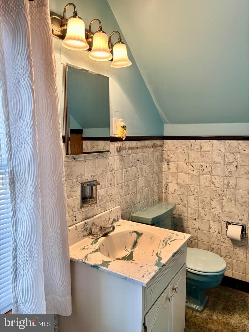 174 Washington Street photo 22