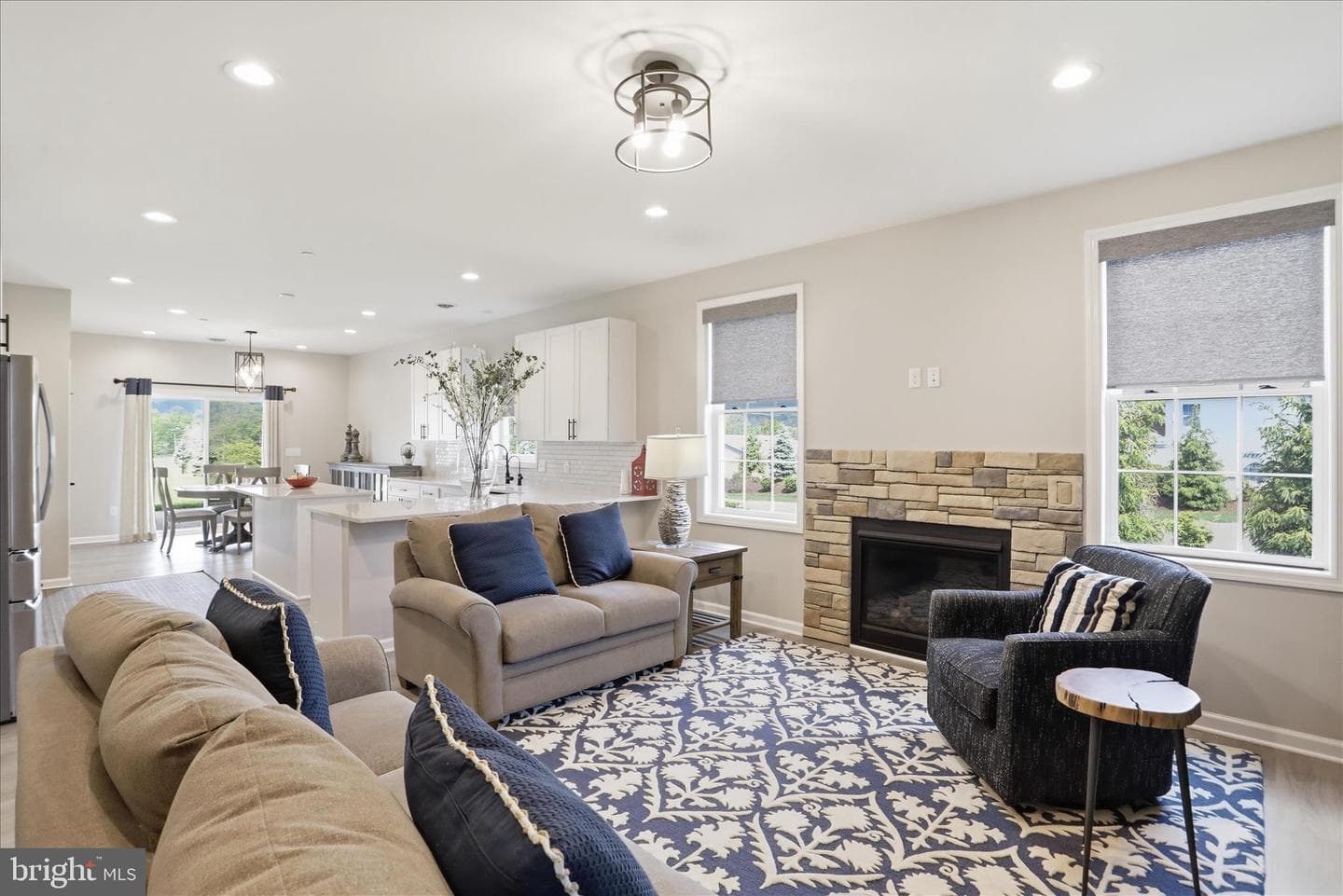 201 Moonlight Drive photo 5
