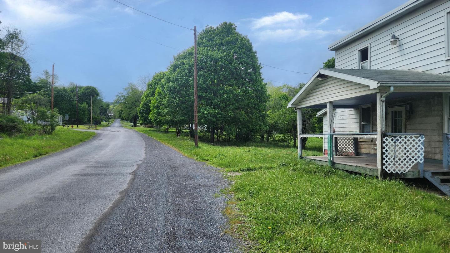 20409 Klondike Rd SW photo 4
