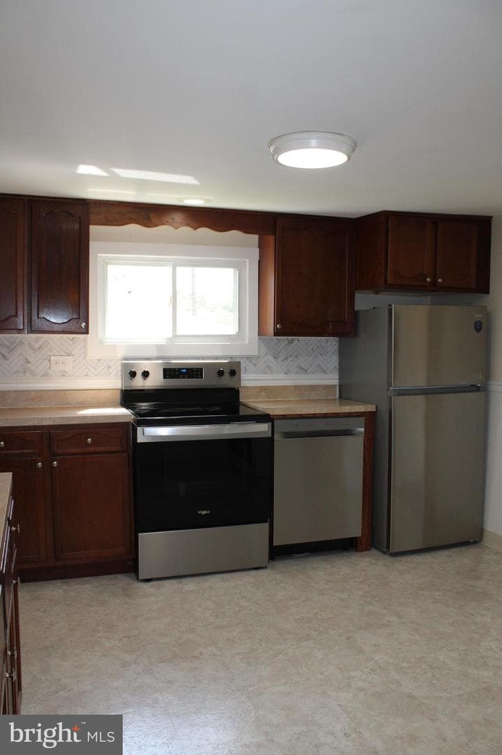 514 Baltimore Avenue photo 48