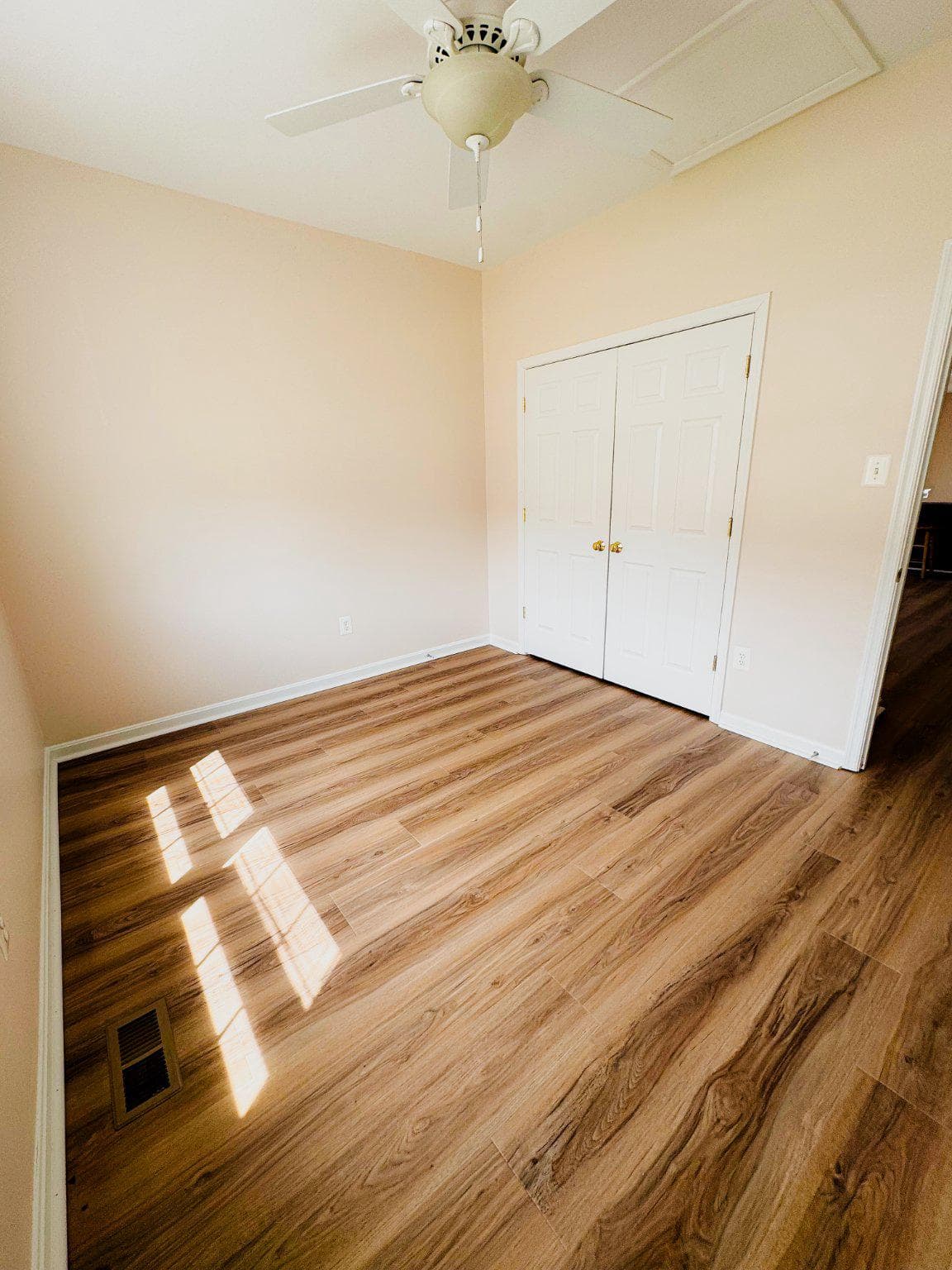 105 Heartwood Drive photo 17