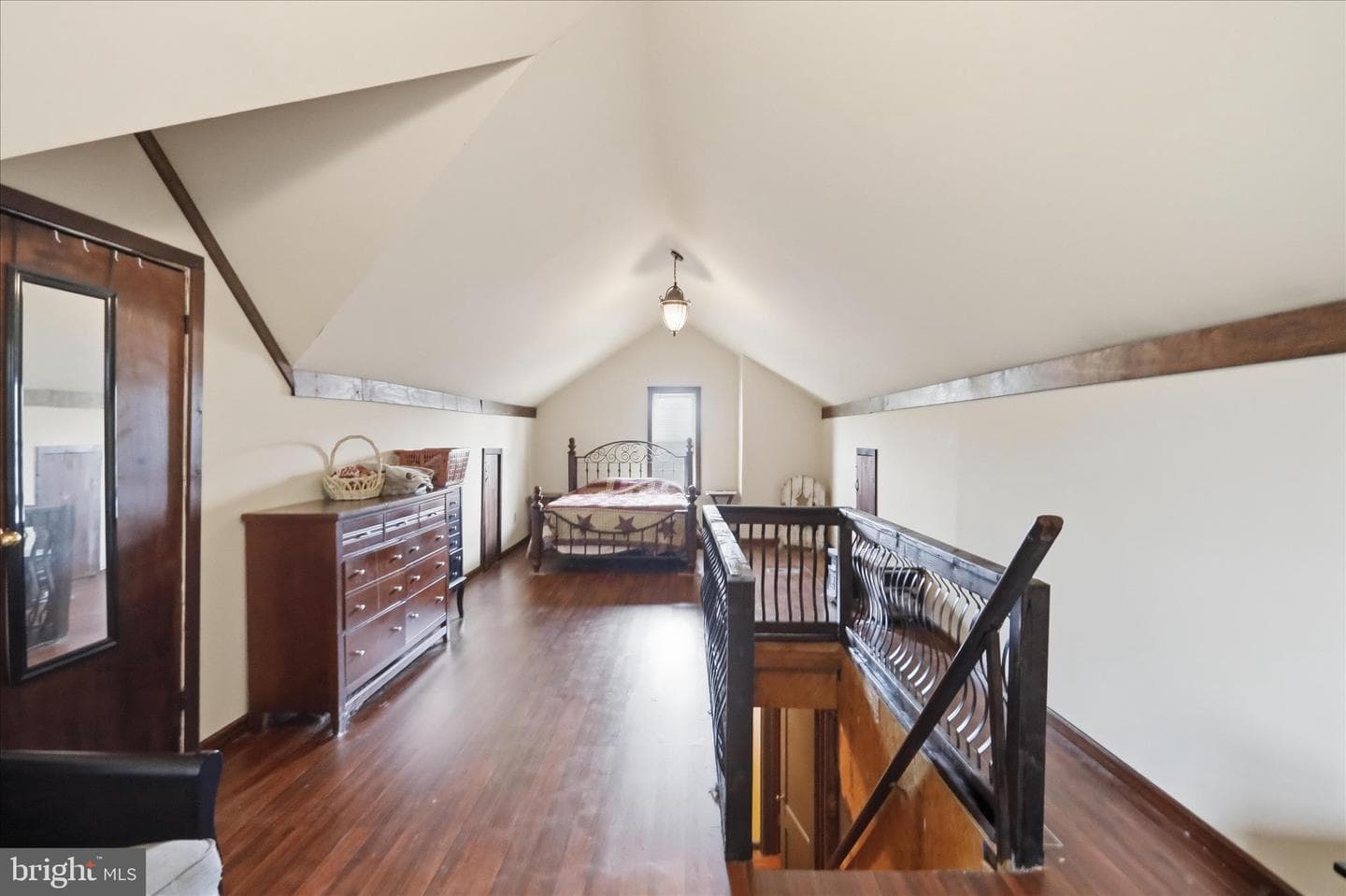 520 Winifred Road photo 18