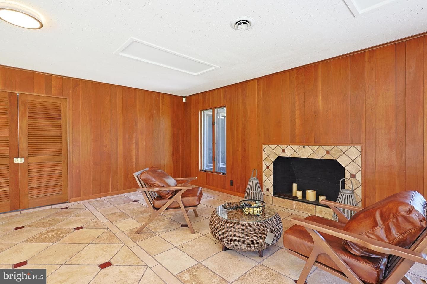 12421 Henry Drive SW photo 6