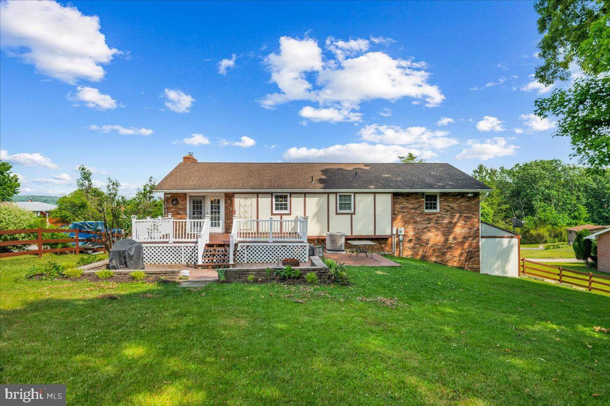 67 Meadow Road photo 41