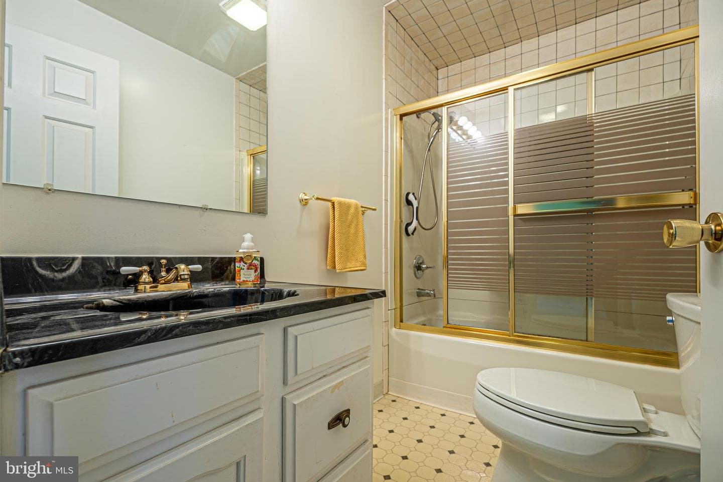 608 Wellington Lane photo 29