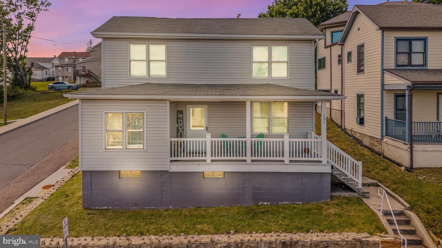 151 Maple Street photo 28