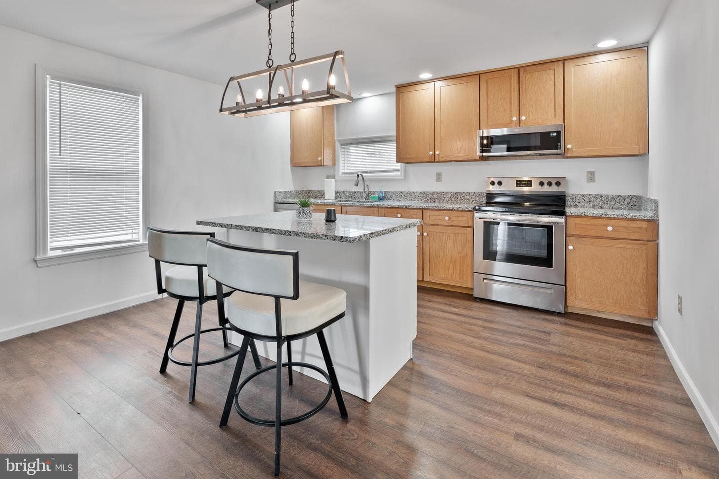 151 Maple Street photo 7