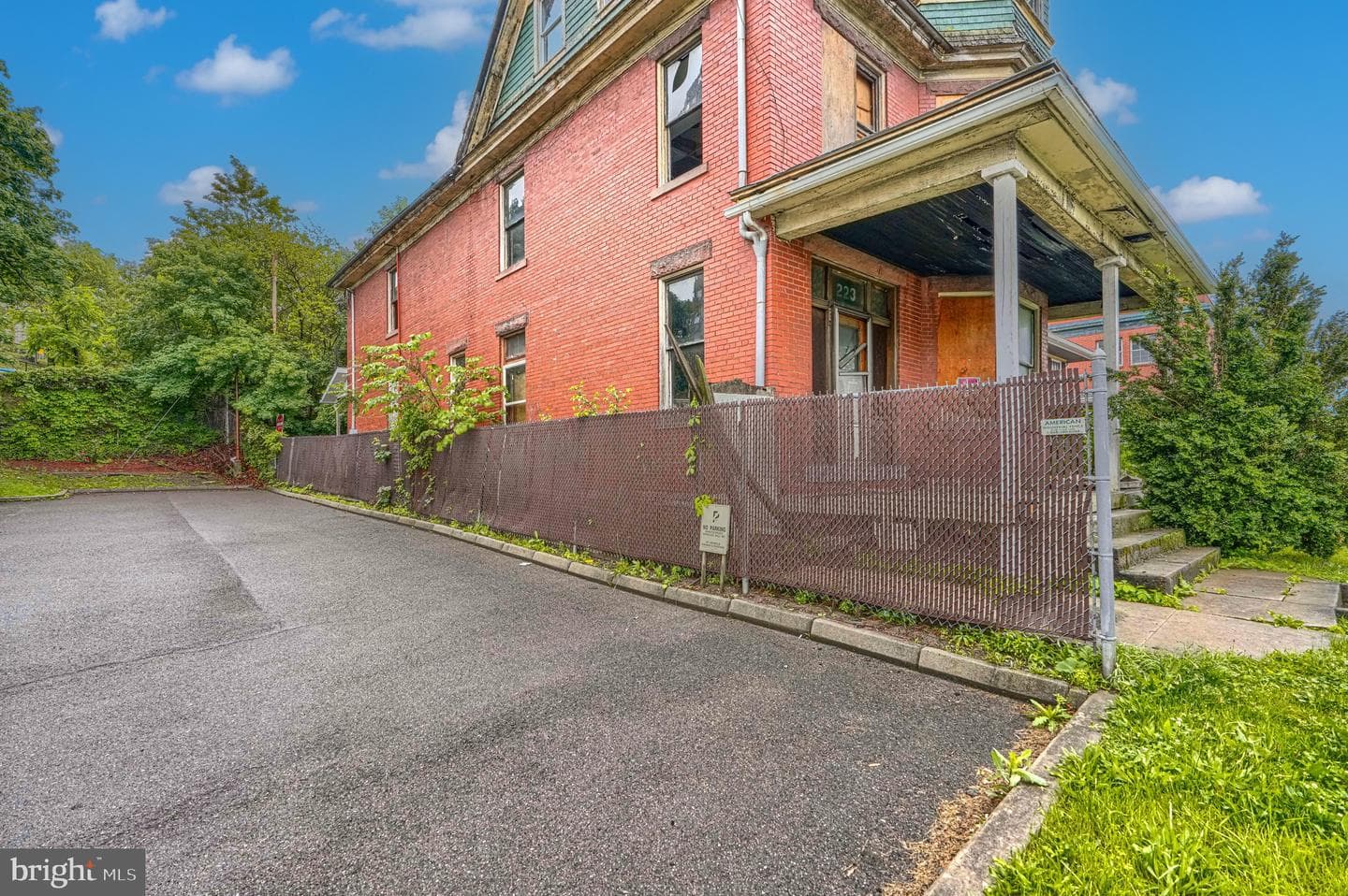 223 Baltimore Avenue photo 22