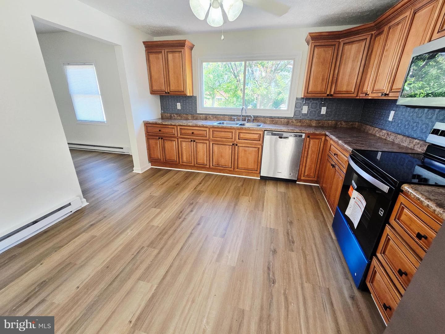 229 Carroll Street photo 8