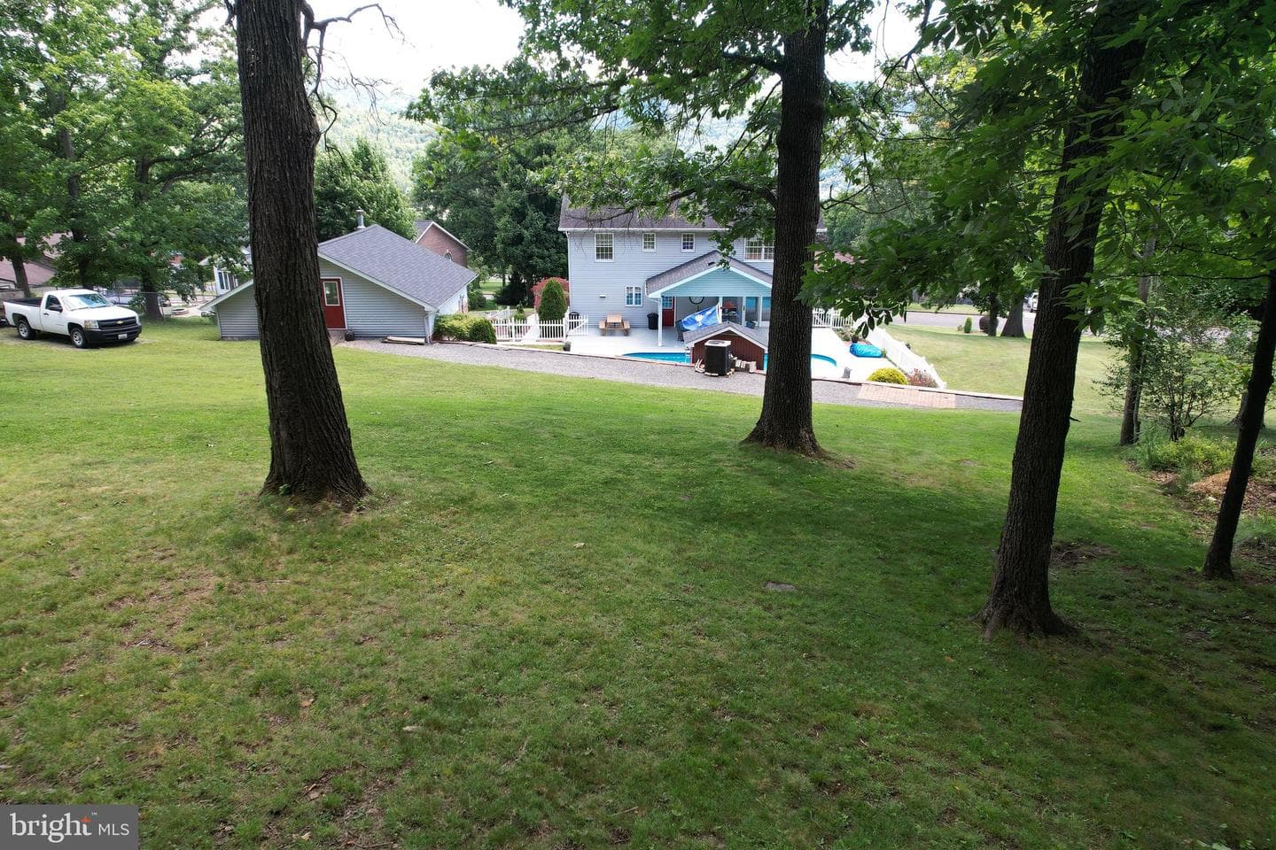 116 Kelley Avenue photo 68