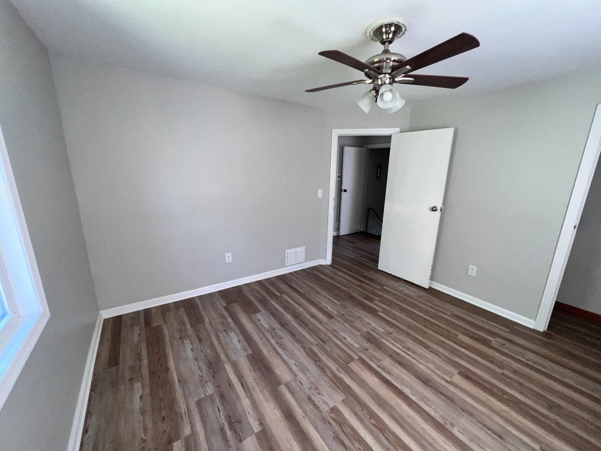 16410 Clarysville Road SW photo 8