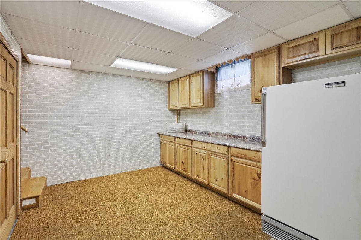 14105 Royal Oak Drive SW photo 25